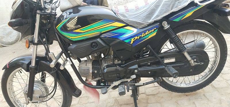 Honda prider in good condition All Punjab number laga hayy 1