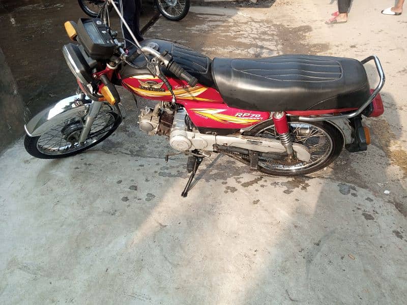 Road Pince 70 CC In Good Condition 0