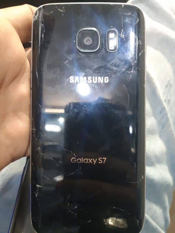 S 7 3GB RAM 32 GB ROM 1