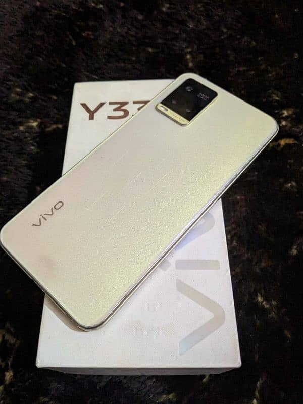 Vivo Y33T 3