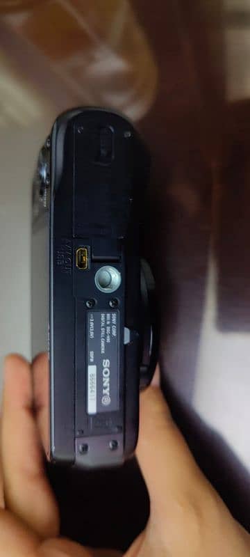 SONY cybershot DSC-H90 best condition 2