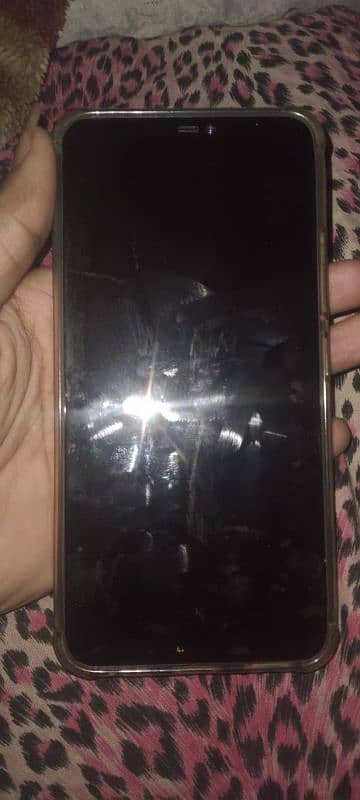 i m selling vivo y85 good condition 0