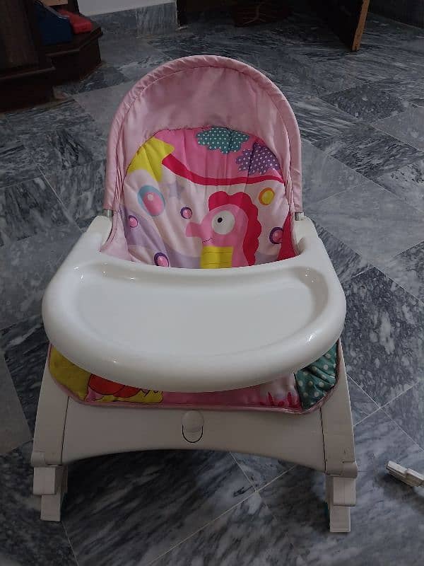 baby bouncer + baby carrier  + eating chair 2