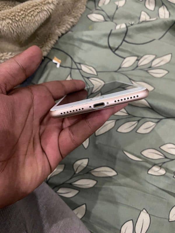 Iphone 8plus  pta approved 5