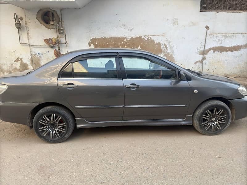 Toyota Corolla Altis 2005 3