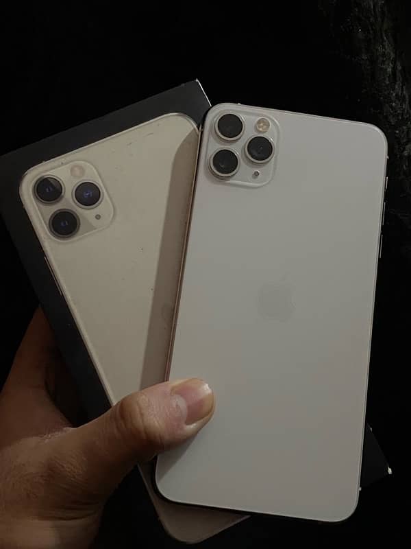 iPhone 11 Pro max 256gb dual approved 0