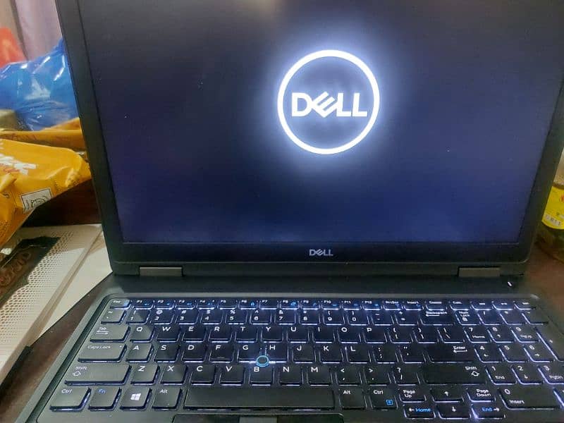 DELL LATITUDE 5590 2