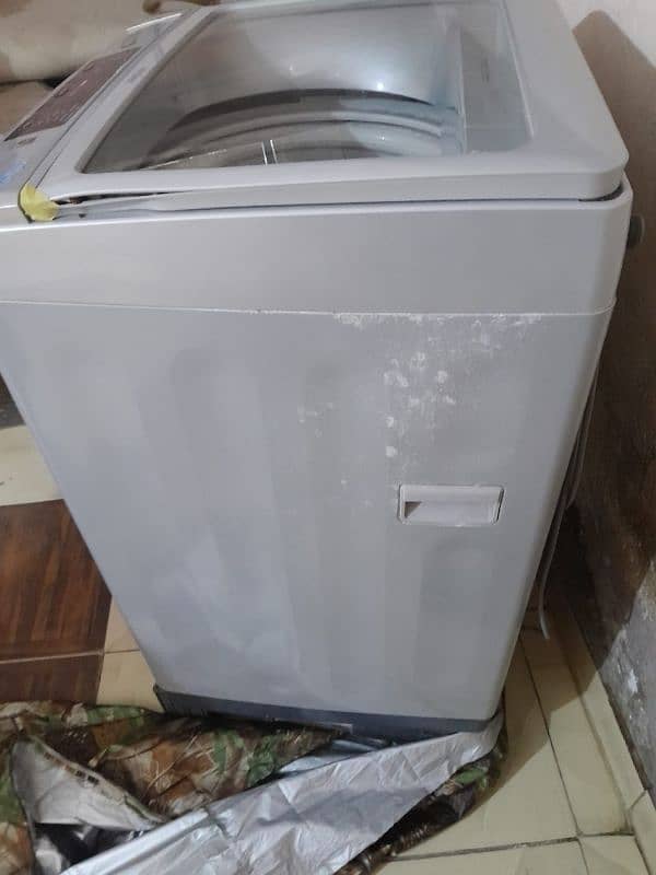 Haier Automatic washing machine model # HMW90-1789 1