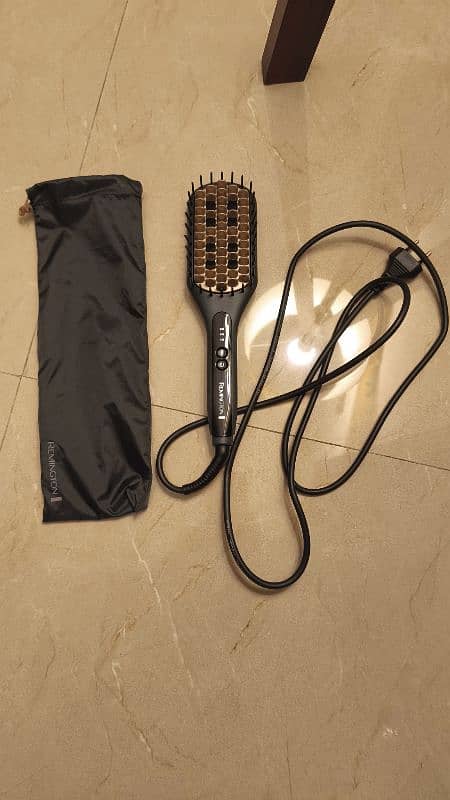 Remington hair straightener brush-barely used 1