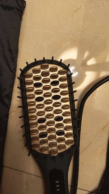 Remington hair straightener brush-barely used 2