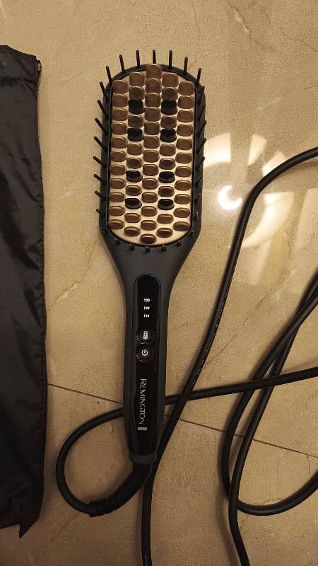 Remington hair straightener brush-barely used 3