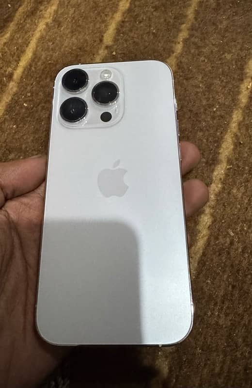 iPhone 14 Pro LLA 2