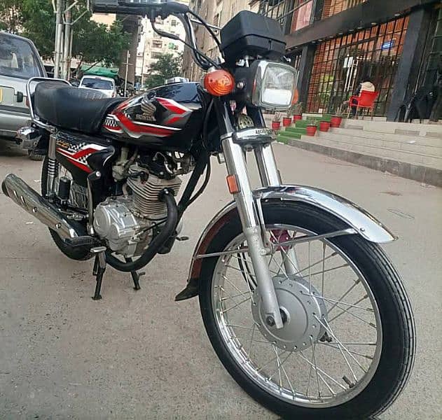 HONDA CG 125 BLACK EDITION MODEL 2024 0