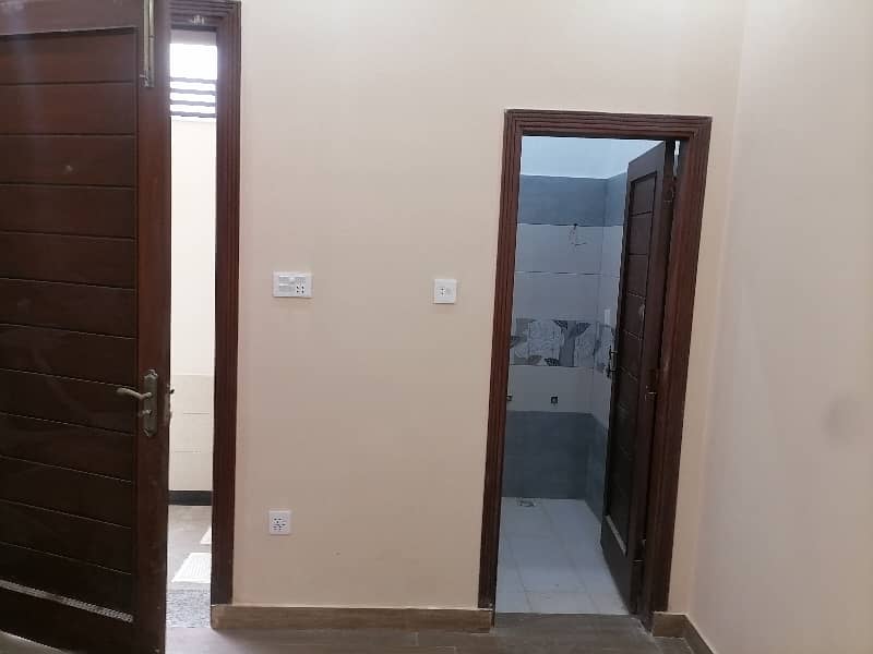 Prime Location Arbab Sabz Ali Khan Town Executive Lodges House Sized 3 Marla 18