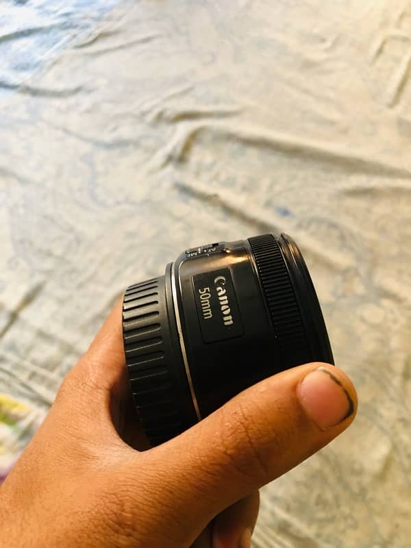 canon 50mm 1.8 0