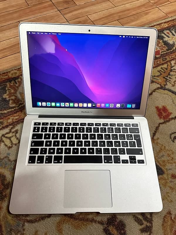 Macbook Air 2017 0