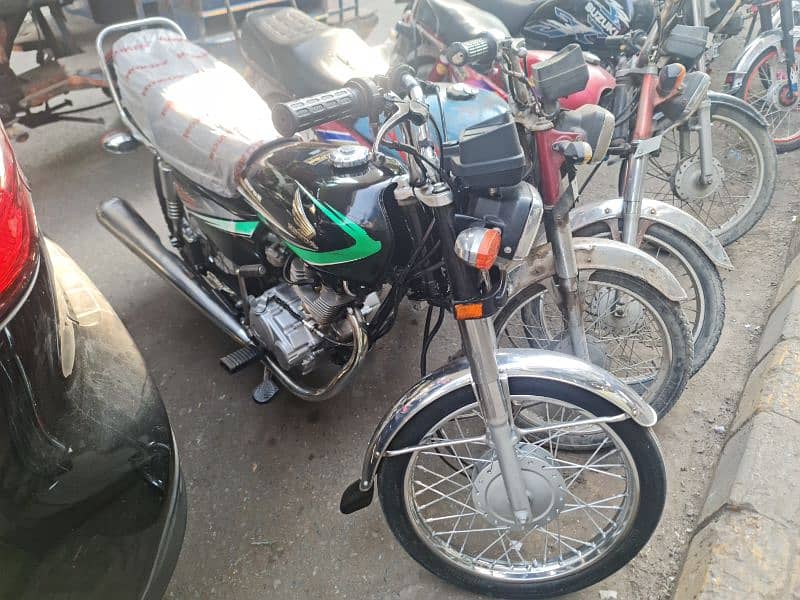 HONDA CG125 BLACK 1