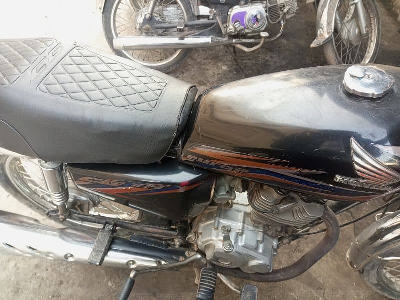 Honda CG125 Model 2018 10