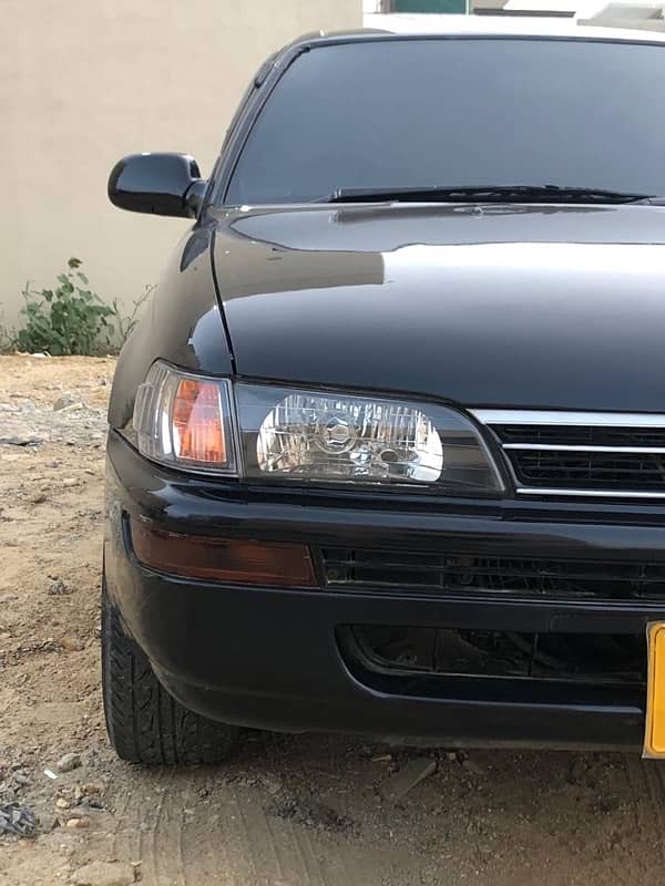 Toyota Corolla XE 1999 3