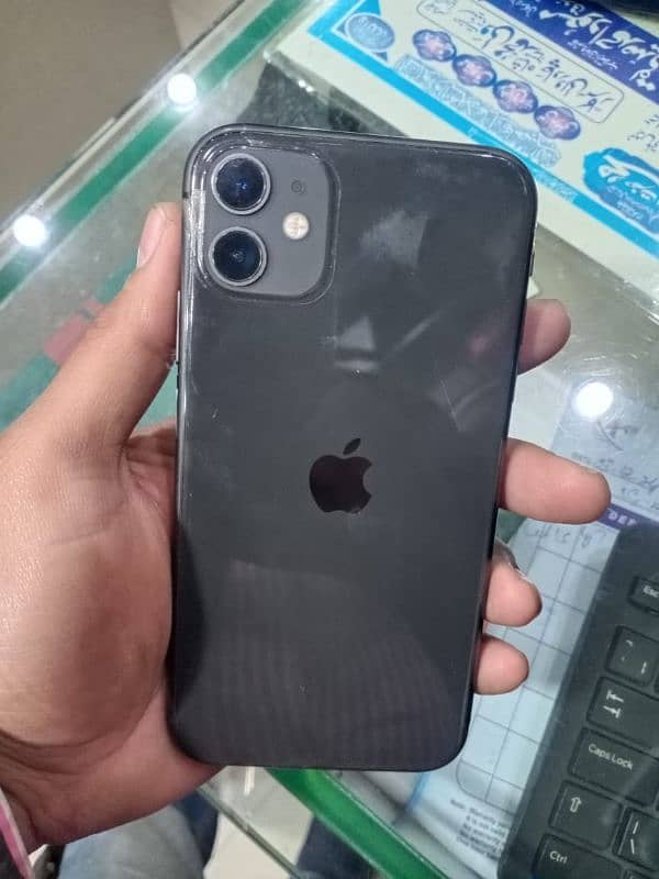 iPhone 11 water pack 64GB JV non PTA Sim time available 85% BH 0