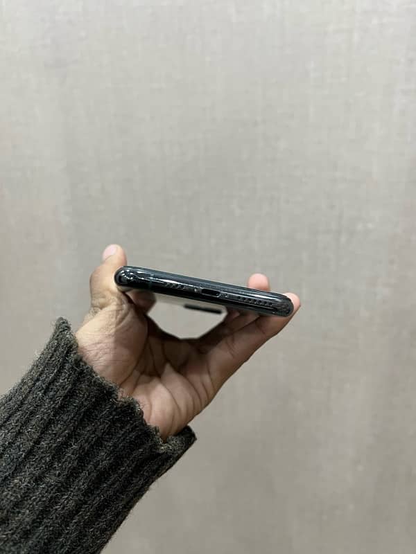 iphone 11promax 256gb pta approved 0