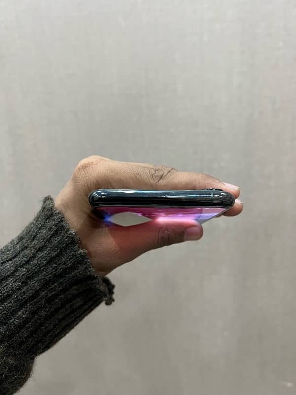 iphone 11promax 256gb pta approved 3