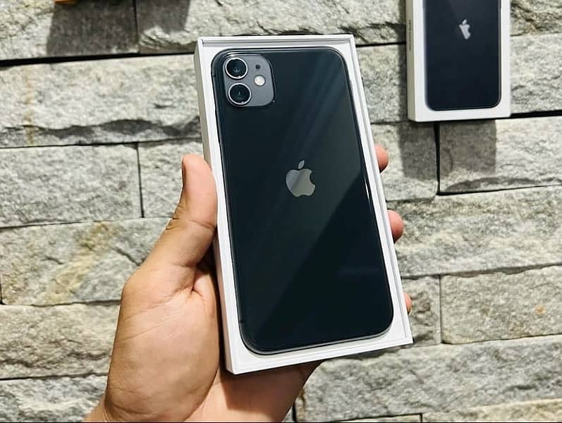 iphone 11 64 gb Non PTA Factory Unlock with Box 7