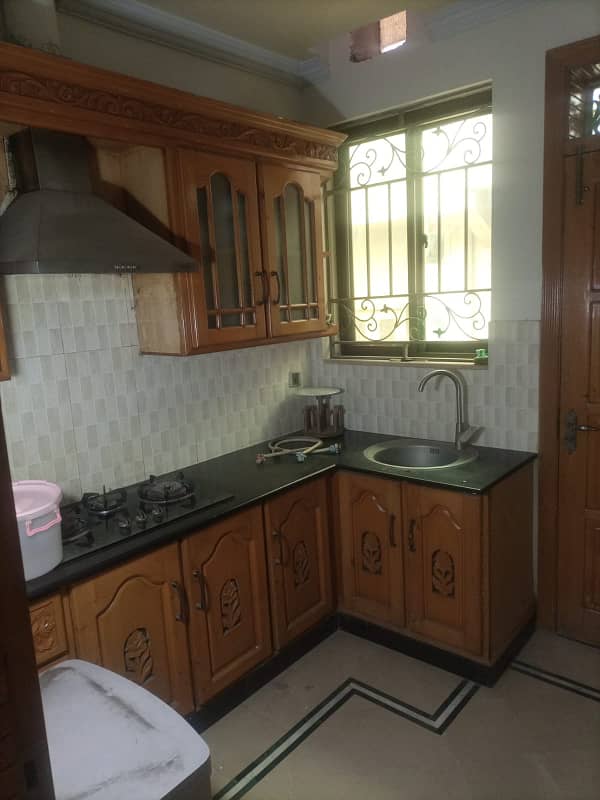 4marla 2beds tv lounge kitchen attached baths neat clean upper portion for rent in G 13 1 Islamabad 0