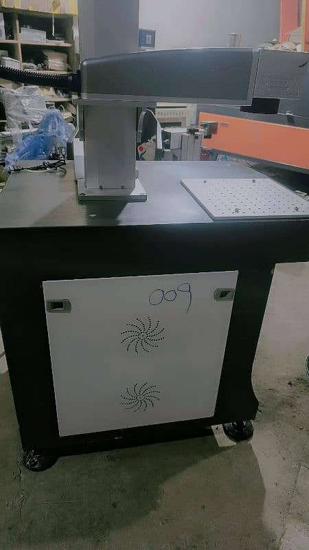 fiber laser marking machine 20w 30w 4