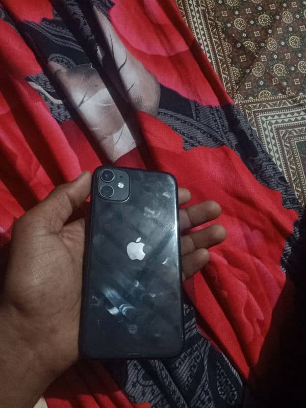 iphone 11 64gb jv waterpack hai condition 10/9 hai 6