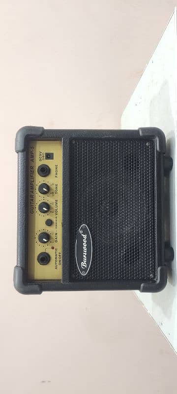 Amplifier for guitar 4