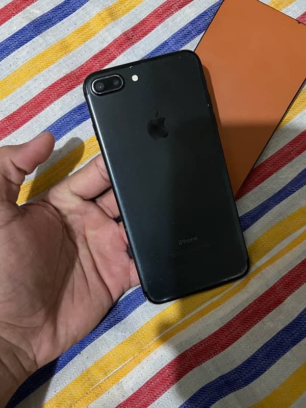 Iphone 7 plus 128gb pta approved argent sell 0