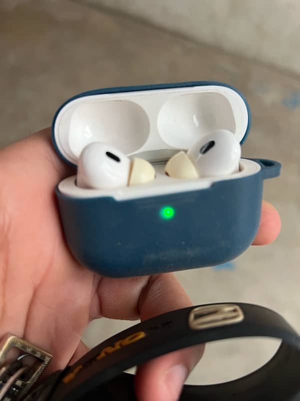 apple airpods pro 2nd generation origianl 0