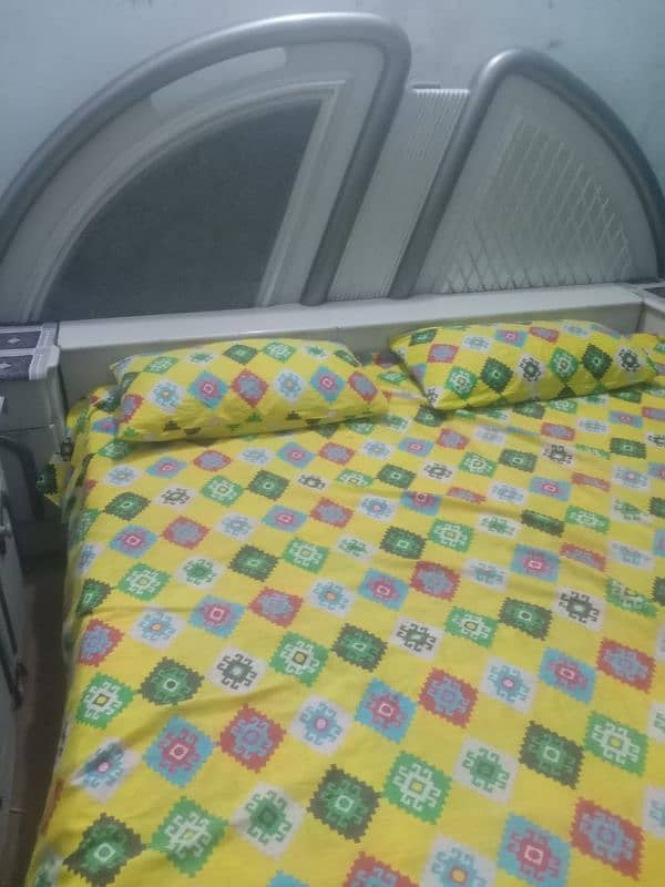 BED SET  For sale 2