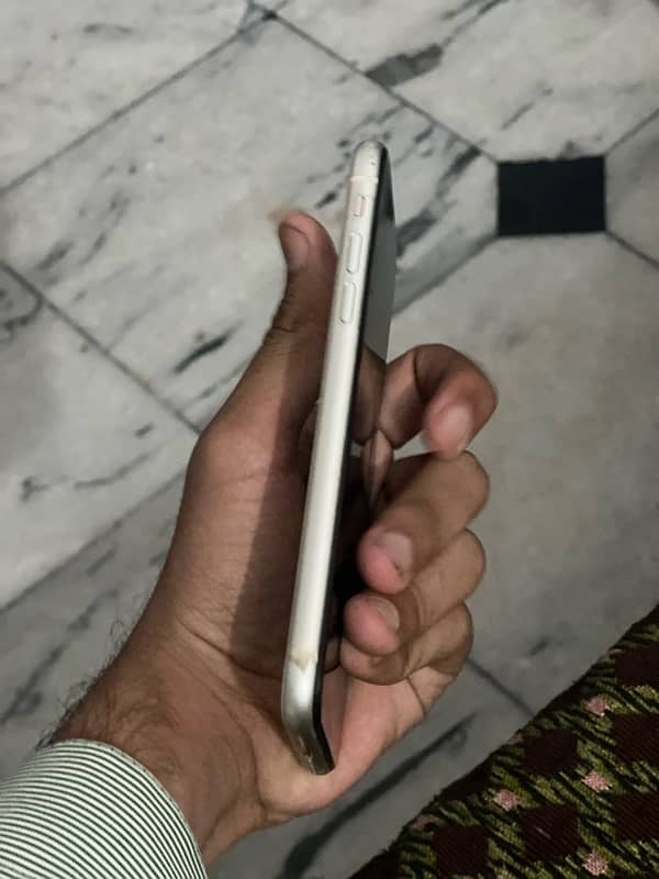 iphone 11 tro tone onn ha panel change 75 health condition new ha 1