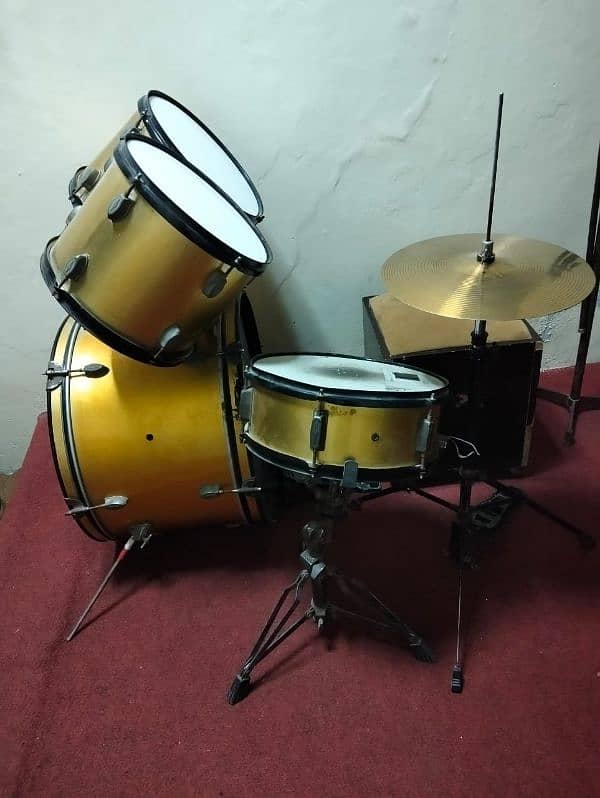 5 pcs drumset . . 03436577732whatsapp 2