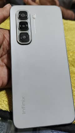 INFINIX