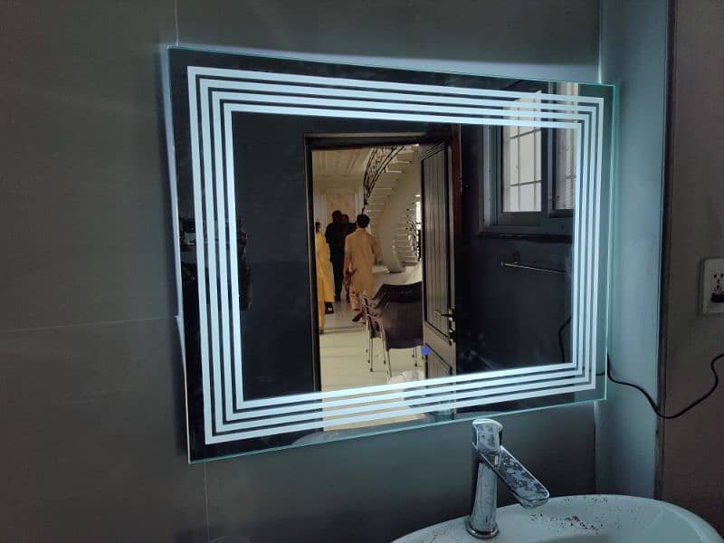 VANITY LIGHT  MIRROR 3