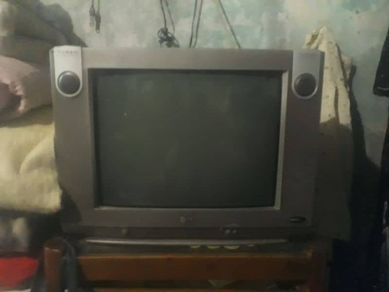 LG TV for sale 21 inches 0