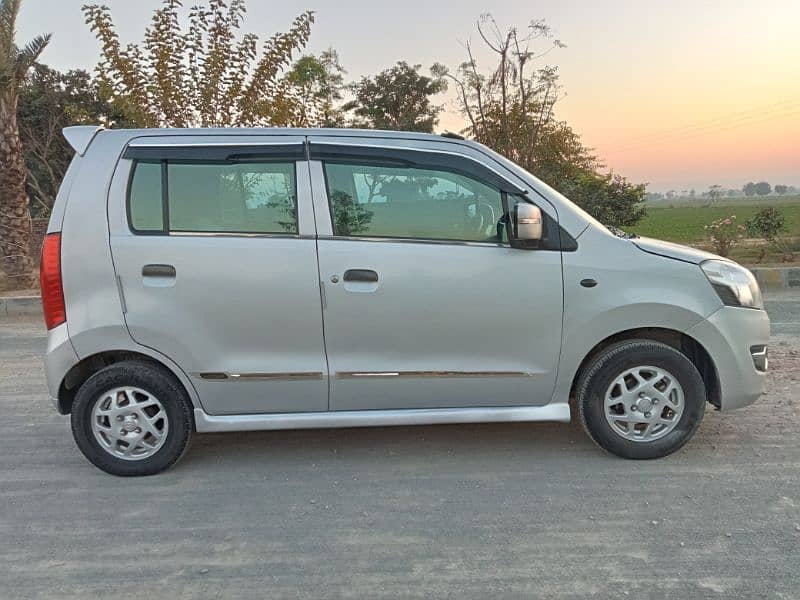 Suzuki Wagon R 2022/23VXL 2