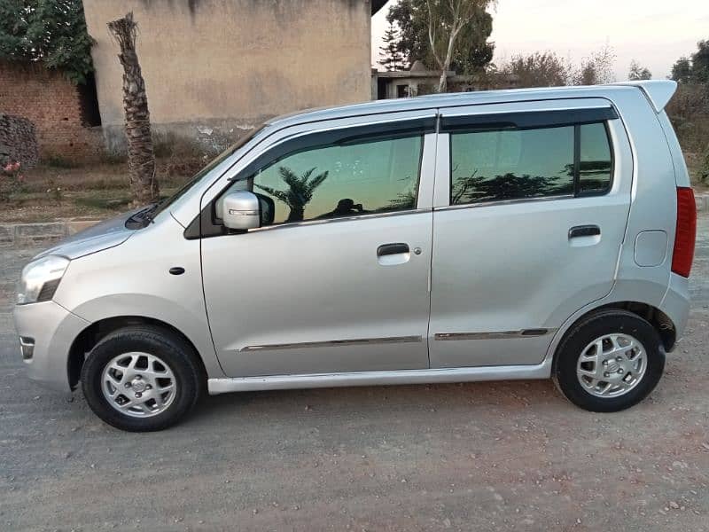 Suzuki Wagon R 2022/23VXL 5