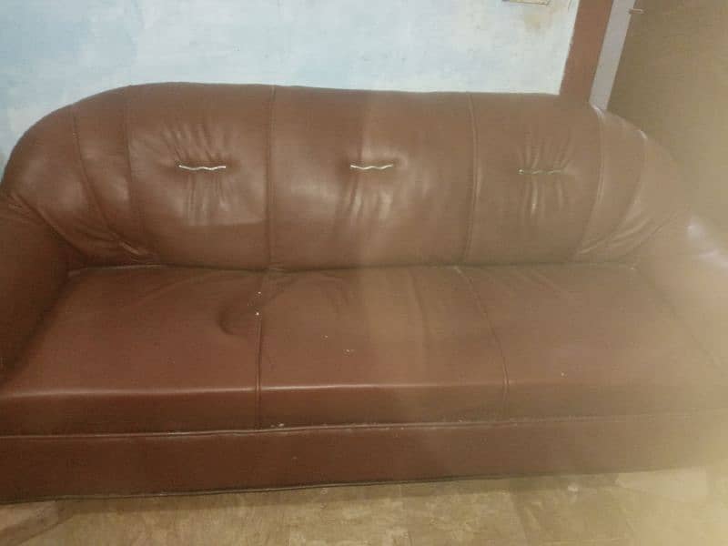 leather sofa 0