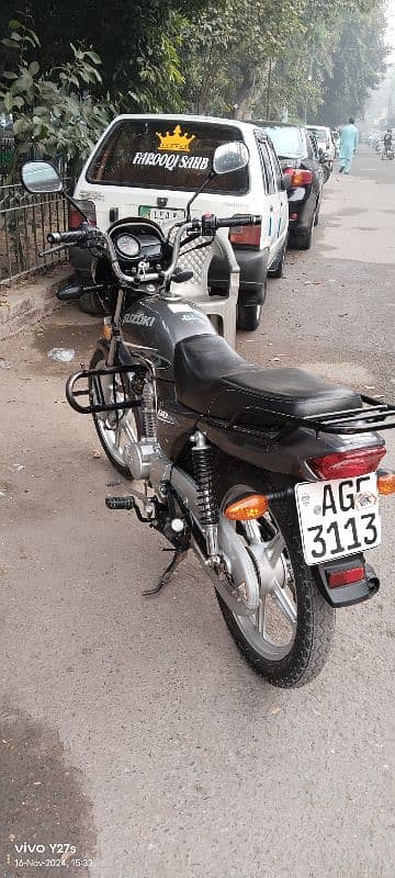 Suzuki gd 110s urgent for sale in very good and original condition 3