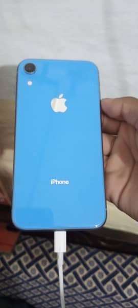 iPhone XR blur colour with all accessories 3