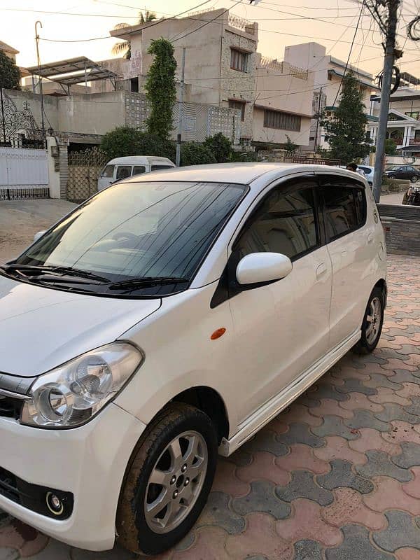 Daihatsu Mira 2012 2