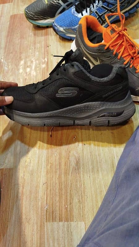 Sketchers Men Running Shoes 0