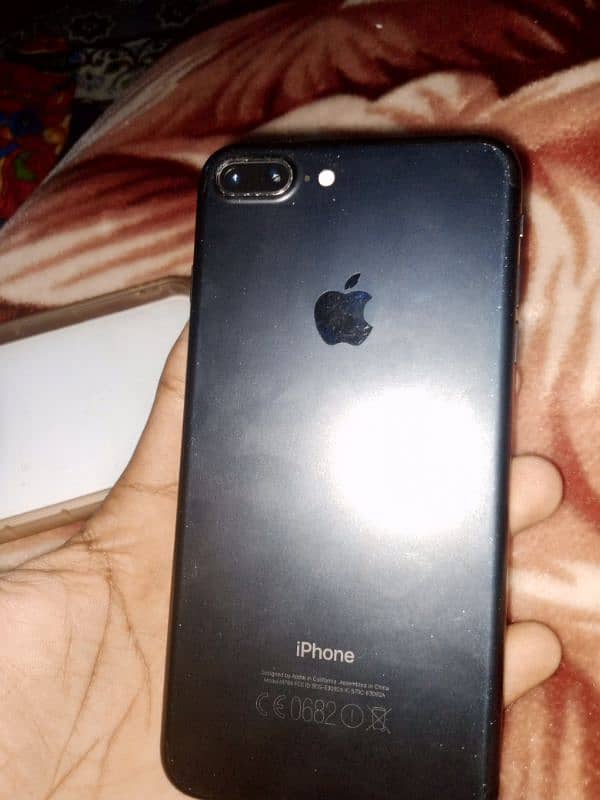 I phone 7 plus for sale pta approved 128 gb battery health 76 with box 1