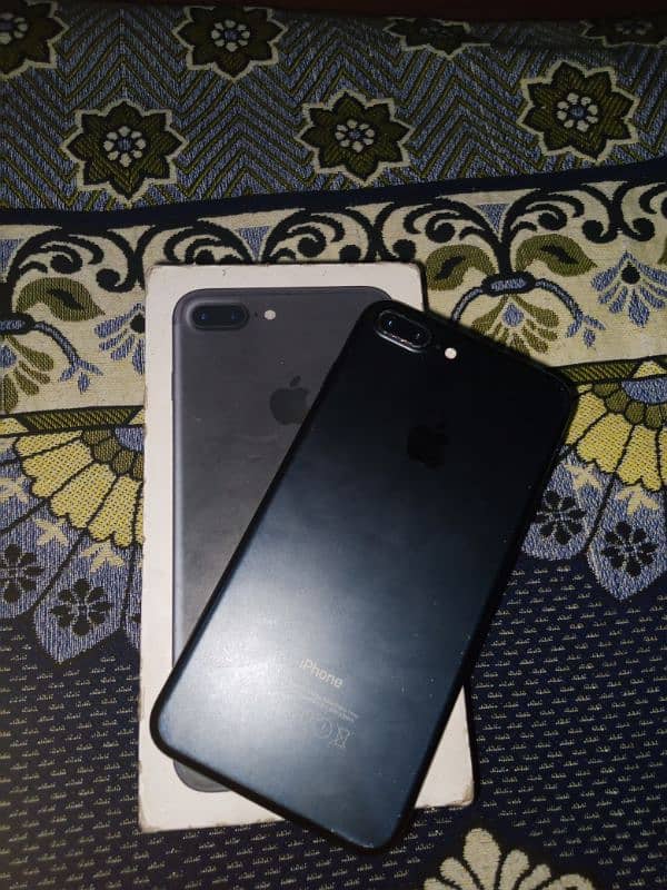 I phone 7 plus for sale pta approved 128 gb battery health 76 with box 3