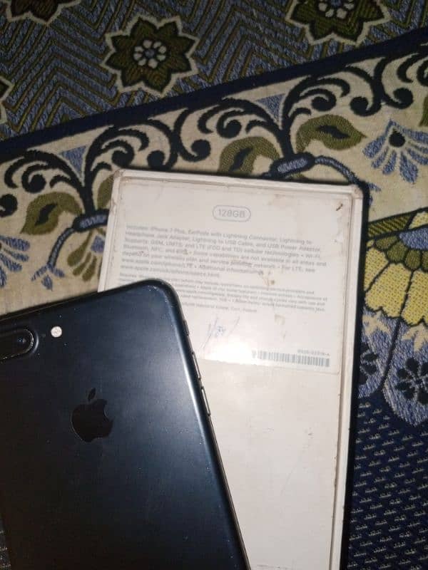 I phone 7 plus for sale pta approved 128 gb battery health 76 with box 5