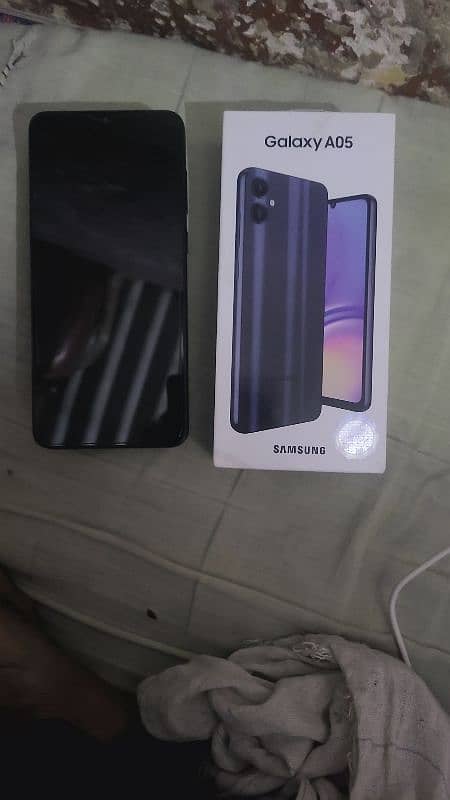 Samsung A05 4/64gb 11th month warranty 0